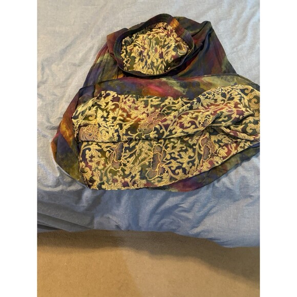 Women’s Skirt With Fun Colored Print.  Measurements In Photos. Fit Me At 16 Tall - Picture 4 of 7